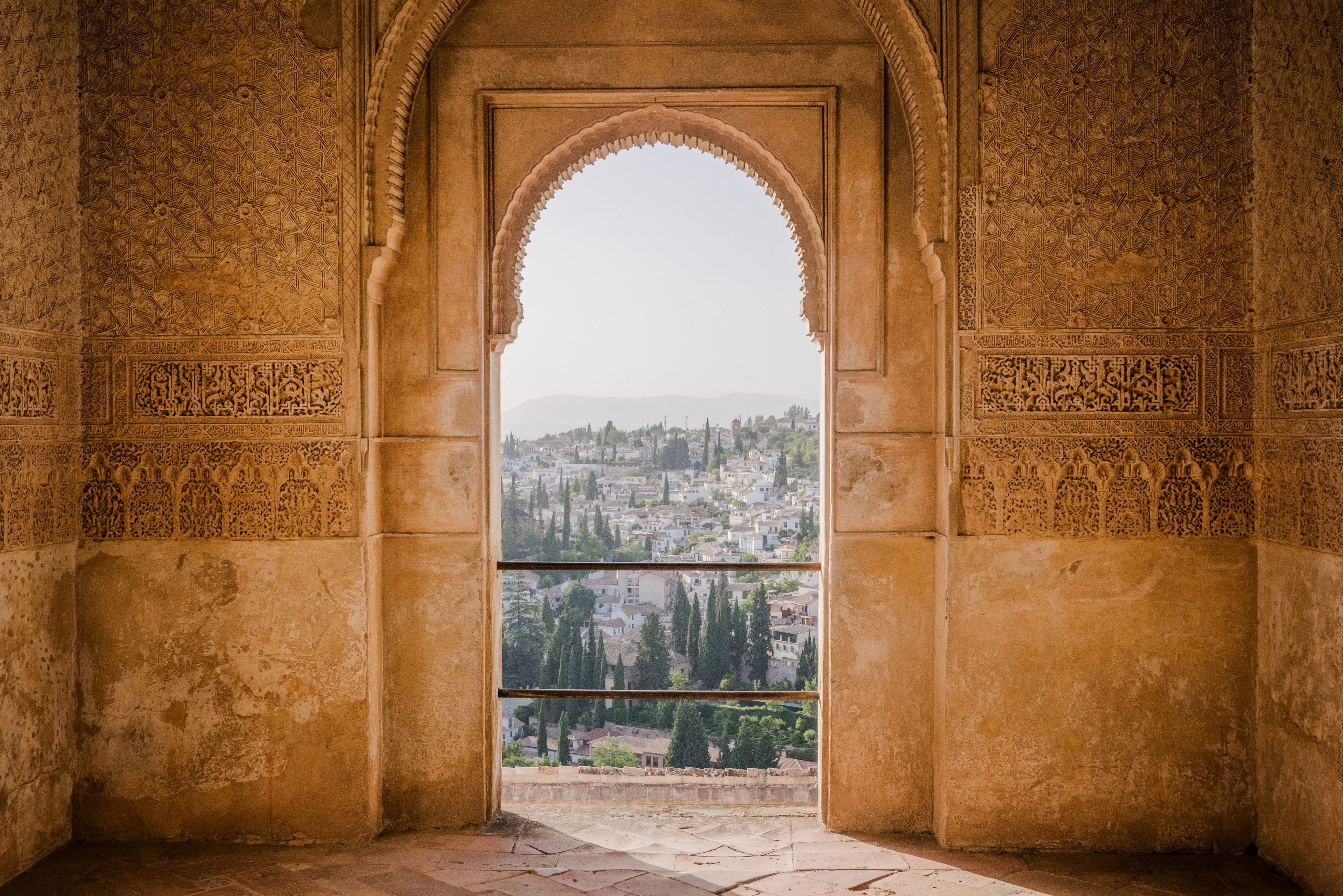 La ciudad fortificada de la Alhambra de Granada