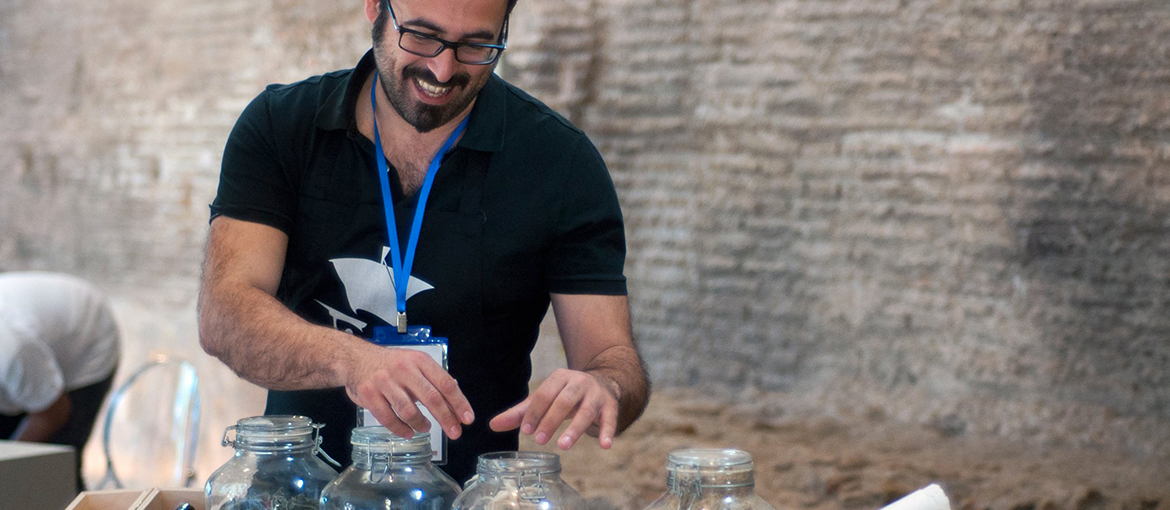 Intervista ad Andrea De Simeis, mastro cartaio e incisore