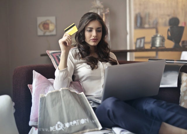 How to manage customers How to manage customers
