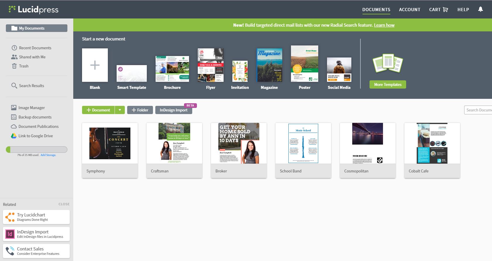 Ein Screenshot, der die Erstellung von Werbeflyern mit Lucidpress erklärt Ein Screenshot, der die Erstellung von Werbeflyern mit Lucidpress erklärt