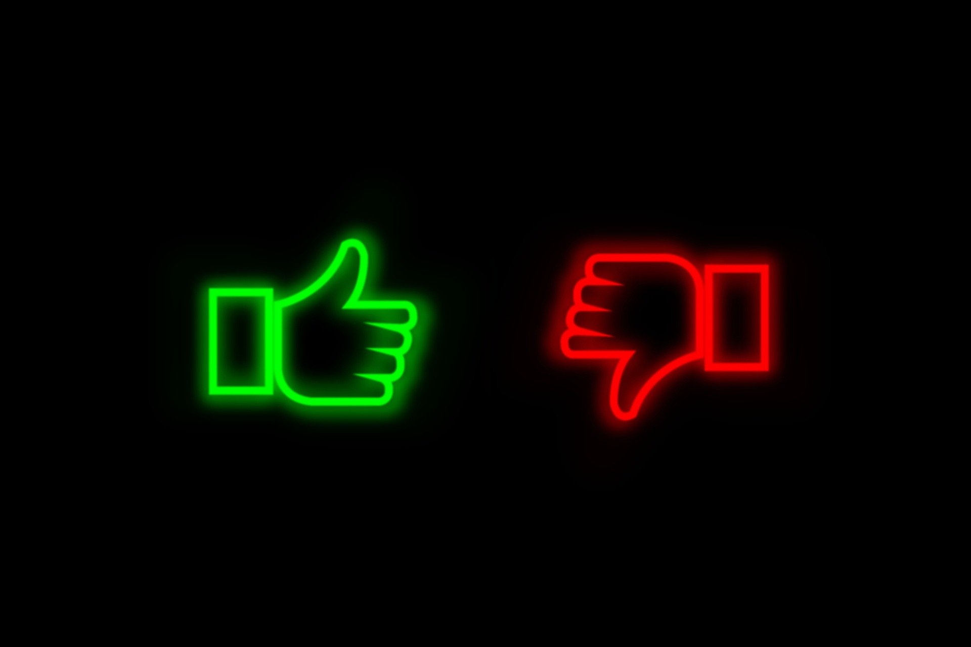 An image exemplifying the pros and cons of Facebook Marketplace and Shops Selling on Facebook: Marketplace vs Shops