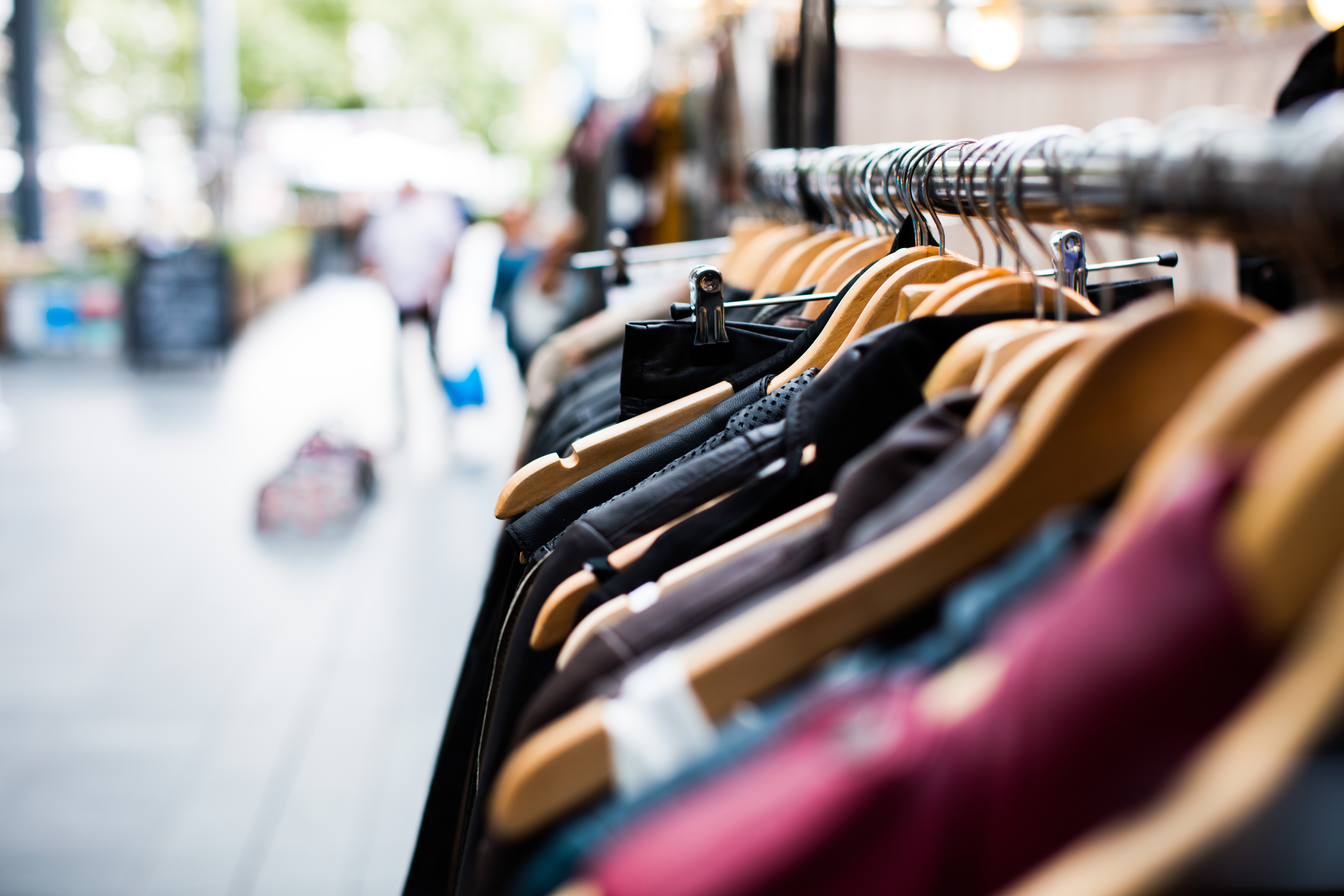 Items in a shop with SKUs The advantages of an SKU number for businesses